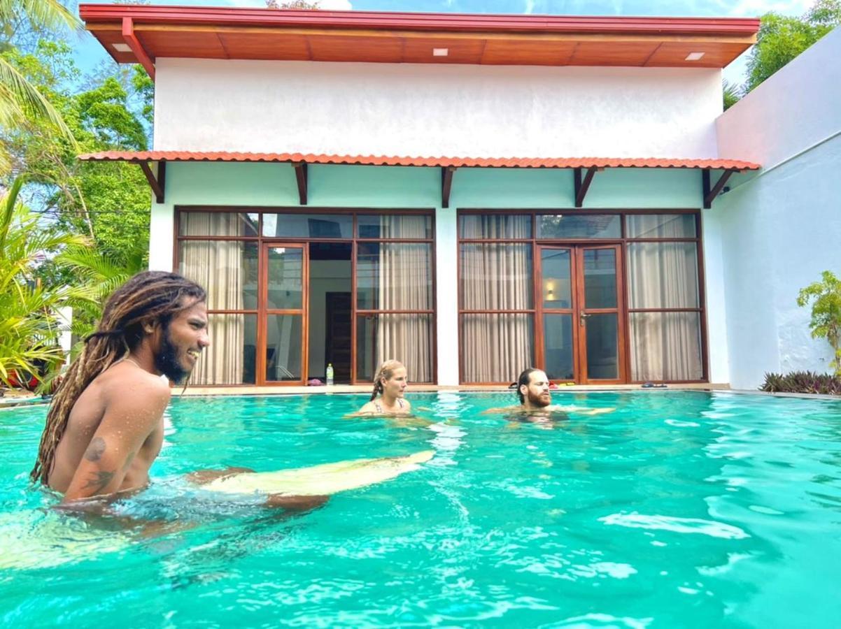 Artist Village Hotel Baie d'Arugam