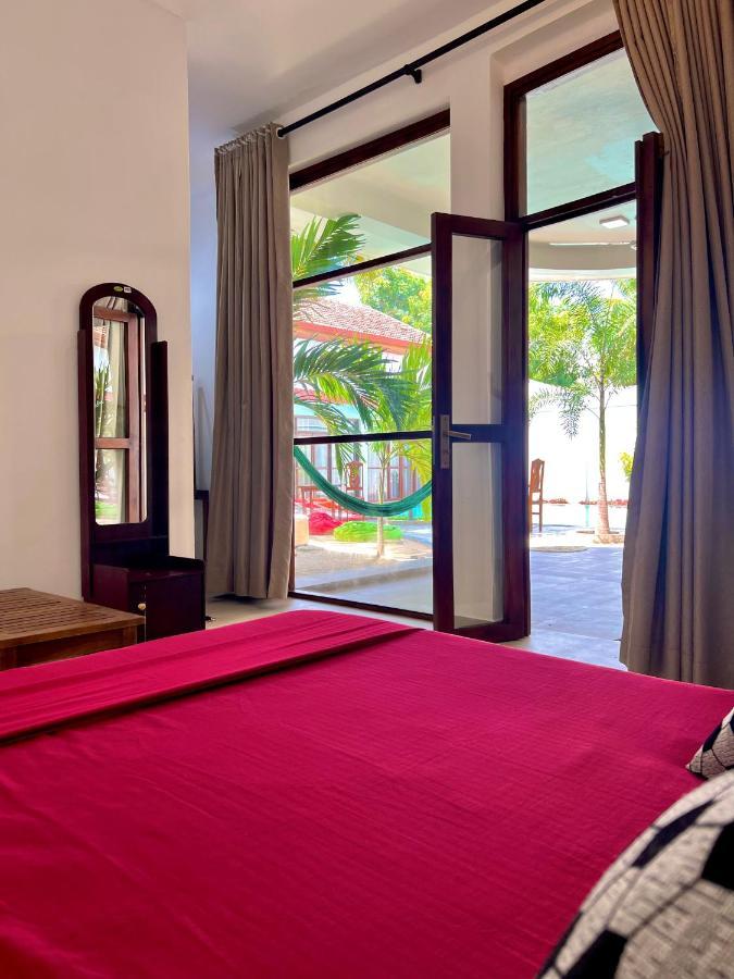 Artist Village Hotel *